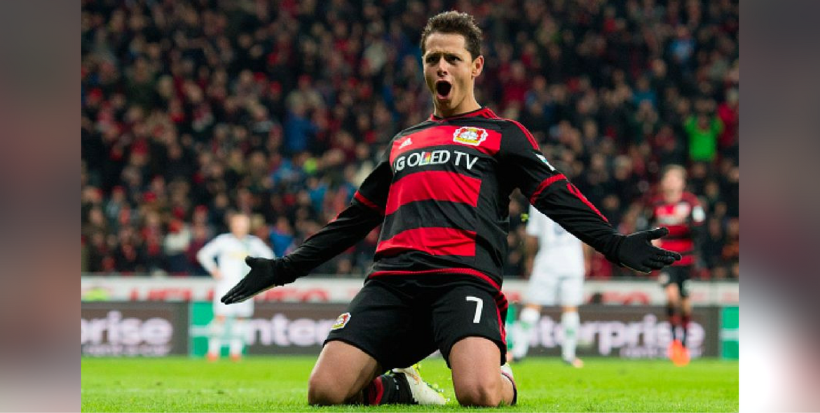 Nominan a 'Chicharito' al mejor jugador de septiembre en la Bundesliga