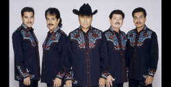 Los tigres del norte se unen al equipo Hillary Clinton.