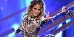 VIDEO: J-Lo baila al ritmo de 'Ginza'