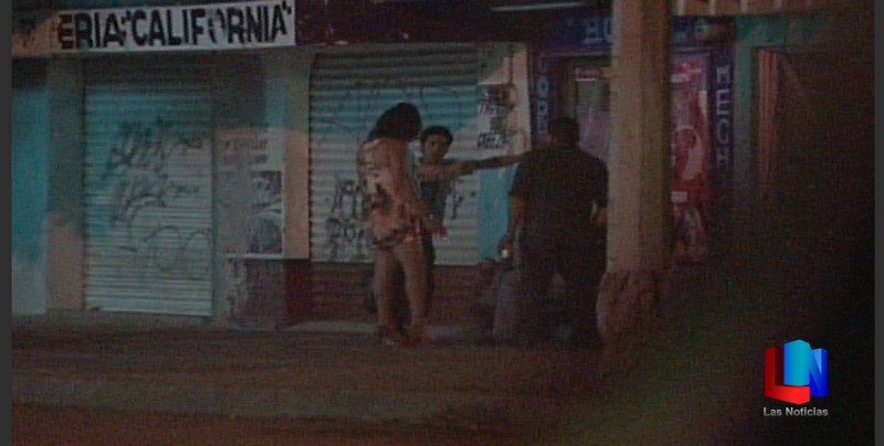 Falta de oportunidades los llevan a prostituirse