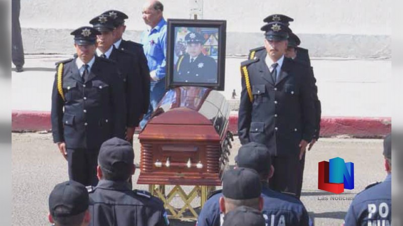 Despiden con honores a Ex Director de policías.