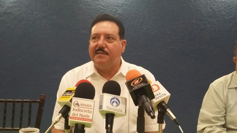 Afirma rector de la UAIM que la institución no cierra sus puertas