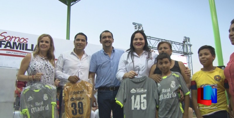 Presentan programa Somos Familia