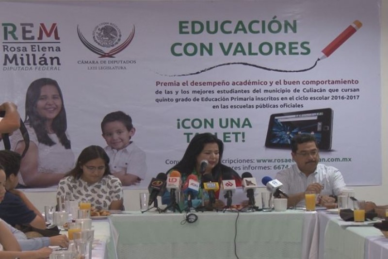 Lanza Rosa Elena Millán concurso para premiar a estudiantes que inculquen valores