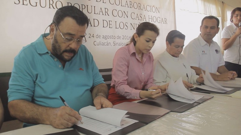 Firman convenio Seguro Popular y casa hogar Ciudad de los Niños