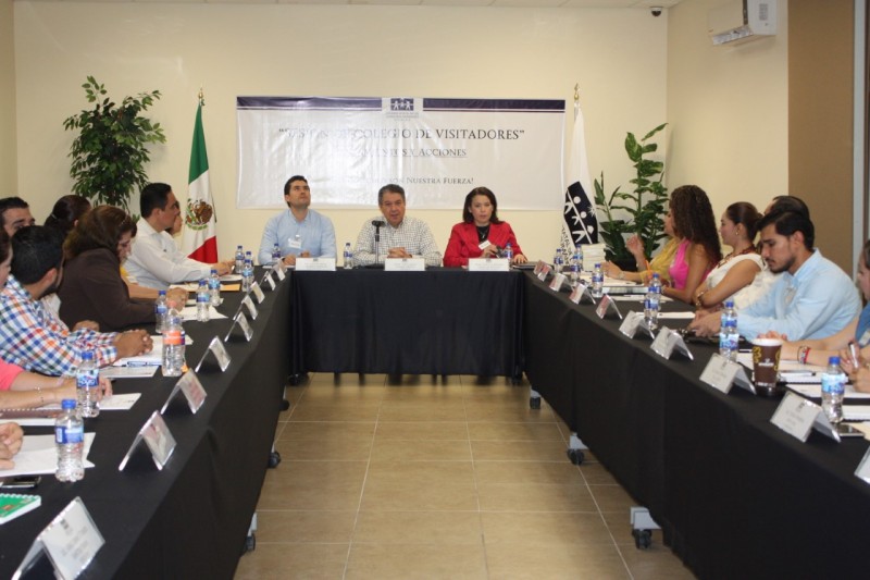 Realizan sesión estatal del Colegio  de Visitadores Adjuntos y Regionales