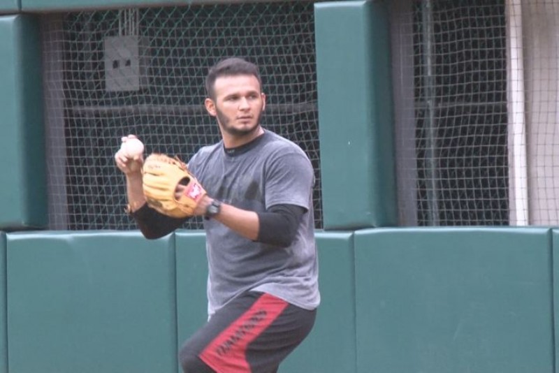 Marco Camarena ya entrena con Tomateros