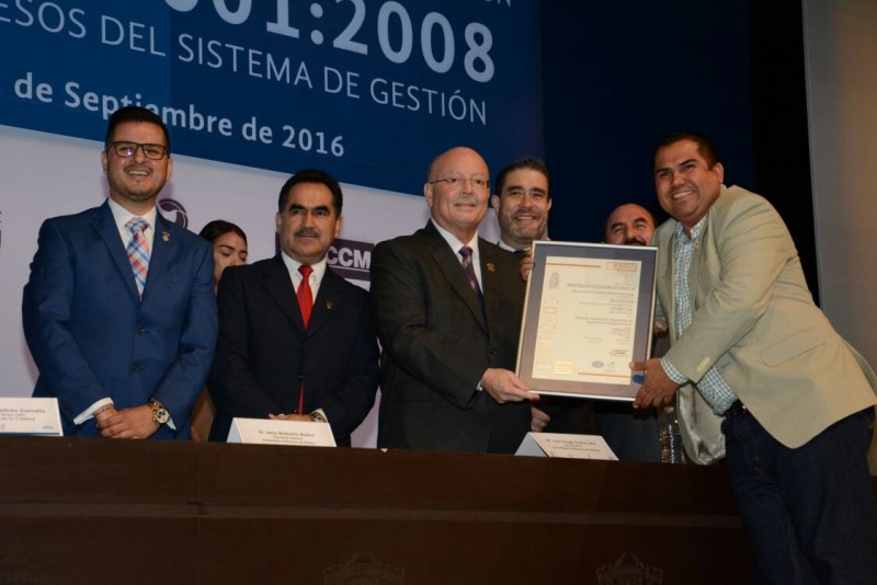 Ceremonia de Entrega de Certificaciones y Recertificación en ISO 9001:2008