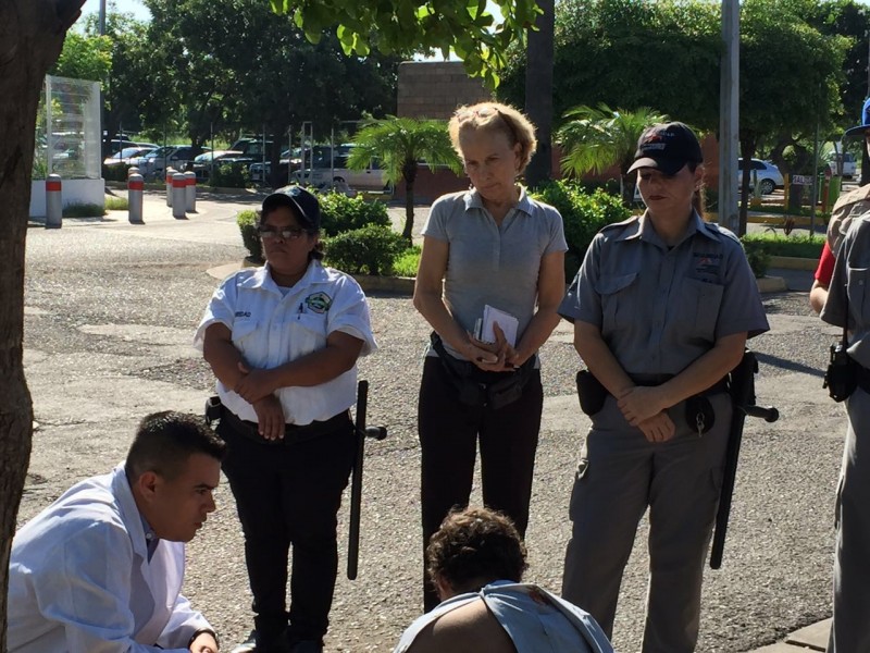 Señora sufre crisis en la Central de Autobuses