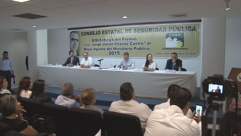 Entrega Premio Jorge Julián Chávez Castro