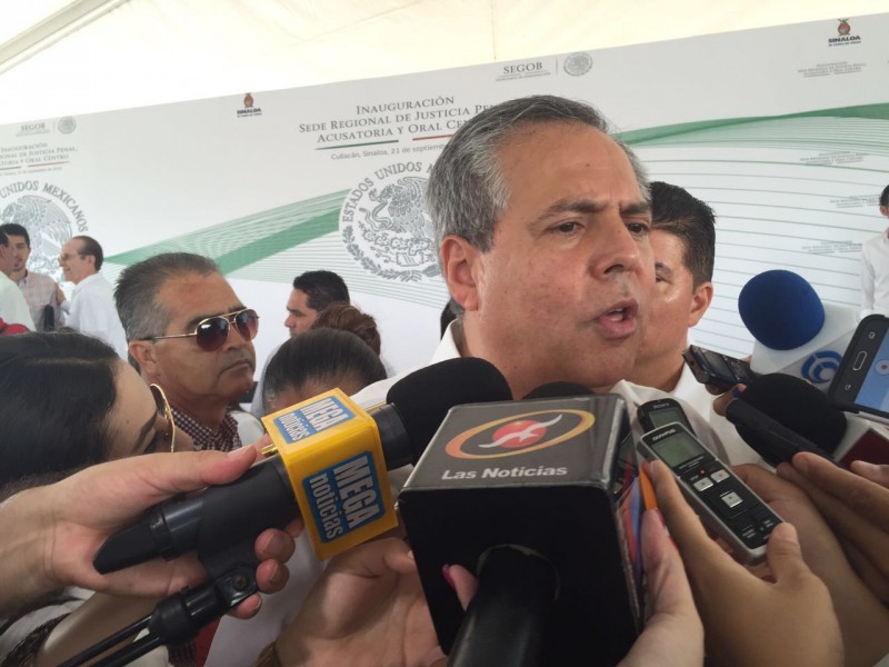 Analizarán factibilidad de ingreso de Uber