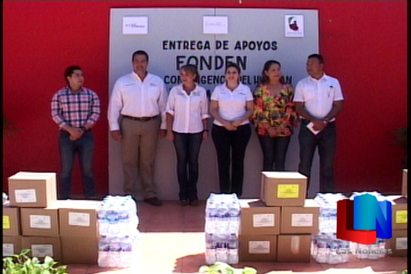 Entregan apoyos a familias afectadas en Empalme
