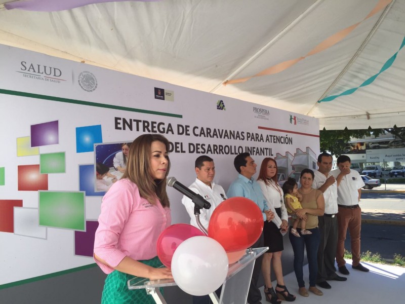 Seguro Popular entrega caravanas para atención del desarrollo infantil