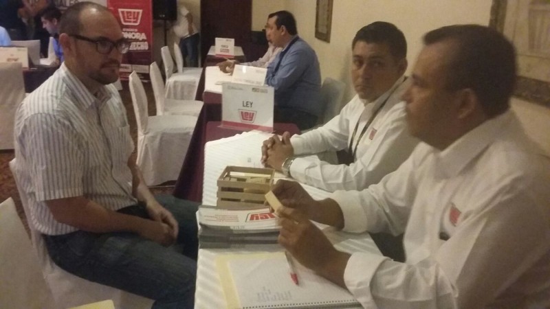 Busca Canaco colocar productos regionales en cadenas comerciales