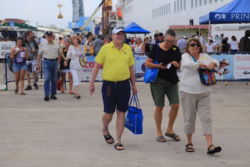 Esperan más de 200 mil pasajeros esta temporada de cruceros.