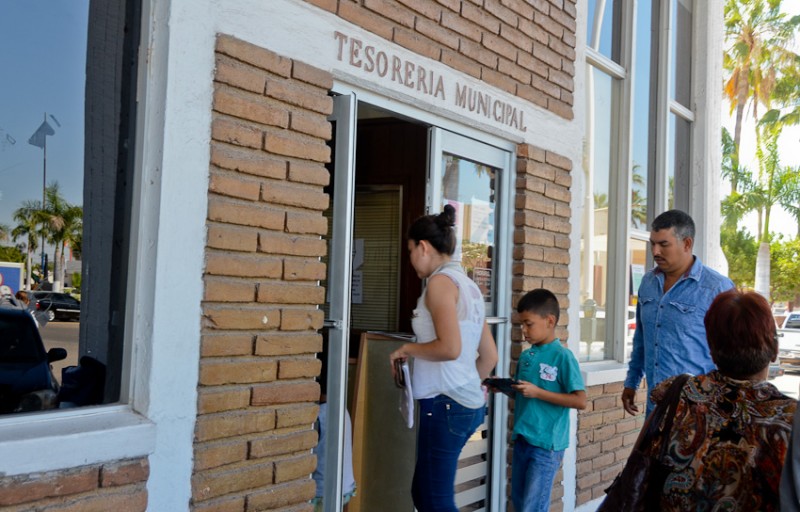 Hay personas que desde 1998 no han pagado el Predial