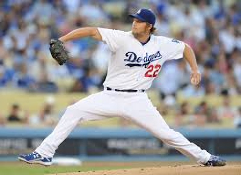 Dodgers forzan el quinto juego a Nacionales