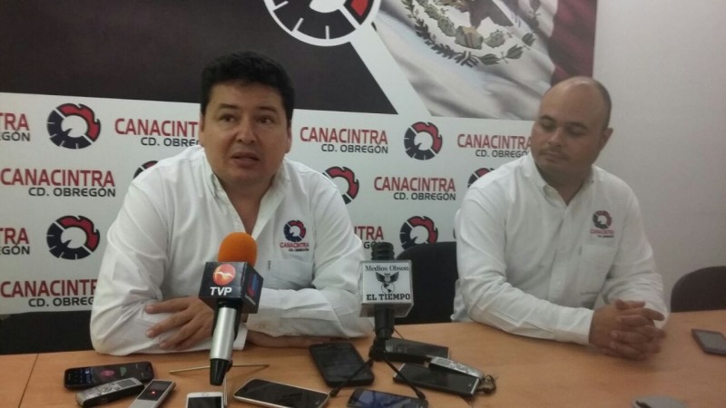 Duro golpe a industriales el alza de la luz