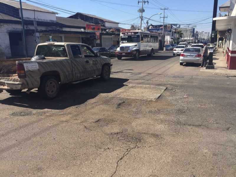 Nuevo bache en el centro de Culiacán