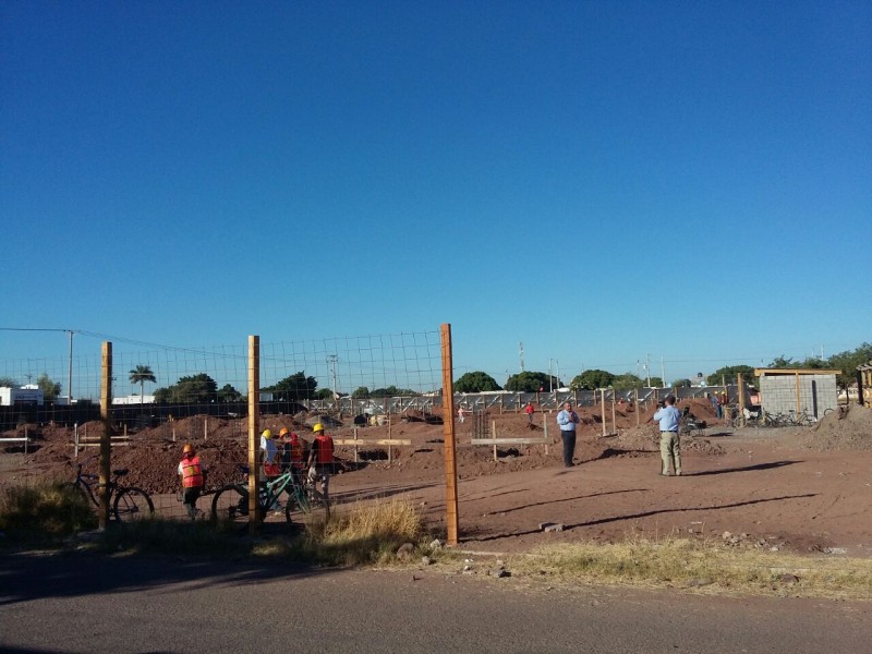 Avanza construcción de clínica del IMSS