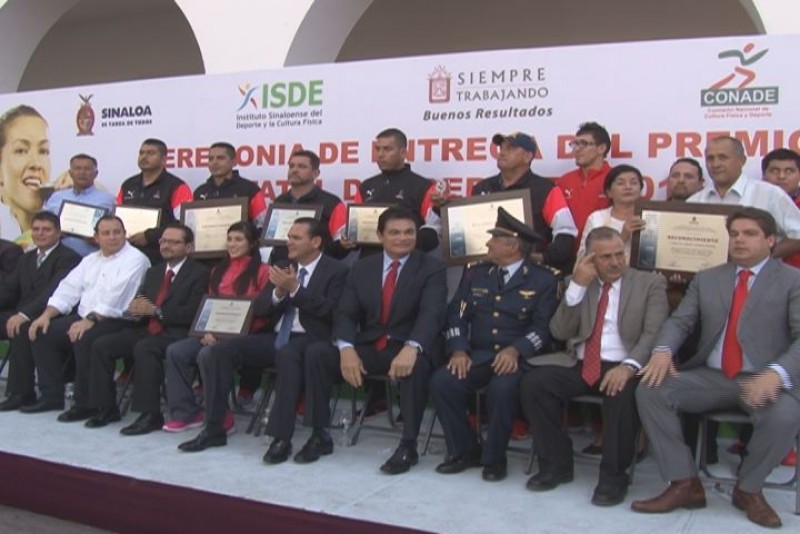 Entrega MALOVA Premio Estatal del Deporte