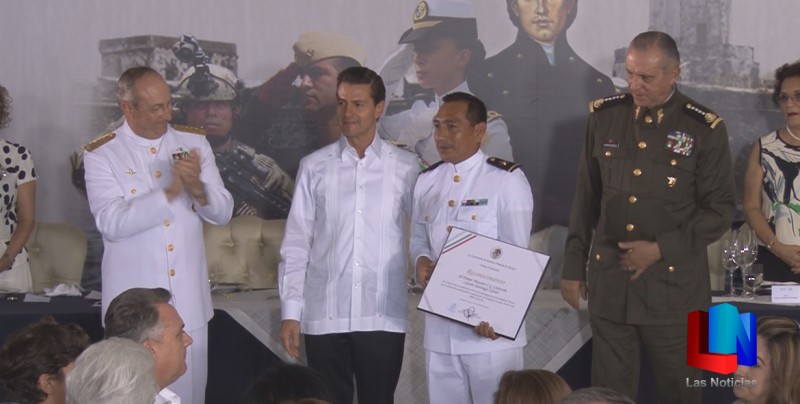 Reconoce EPN a la Armada de México