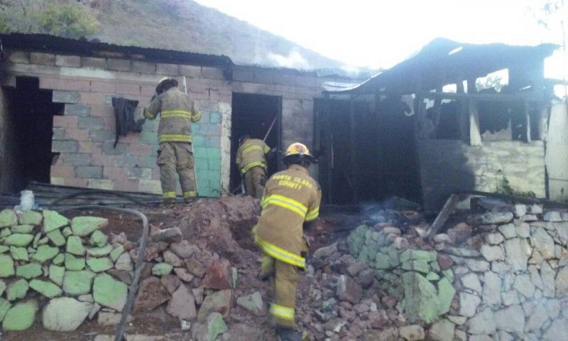 Se incendia vivienda en la Miguel Hidalgo