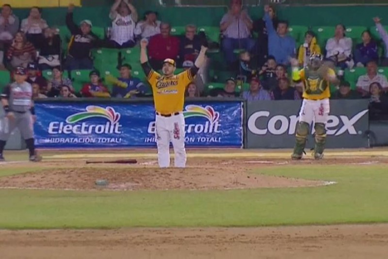 Manny Barreda a la historia con doble-cero