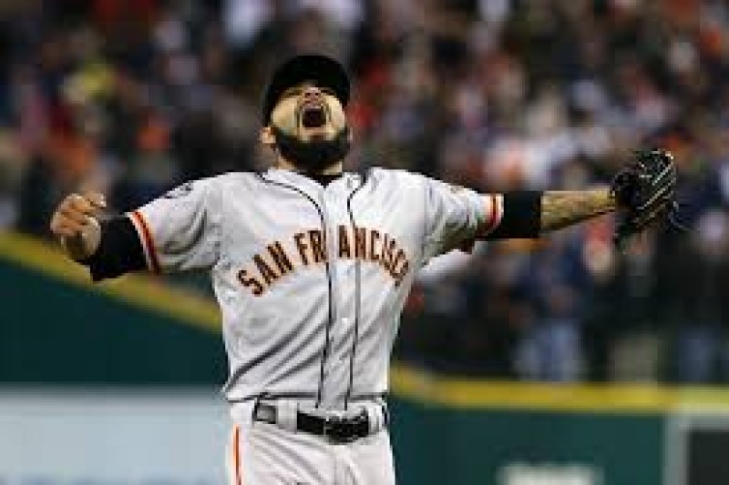 Cañonazo de Charros al firmar a Sergio Romo