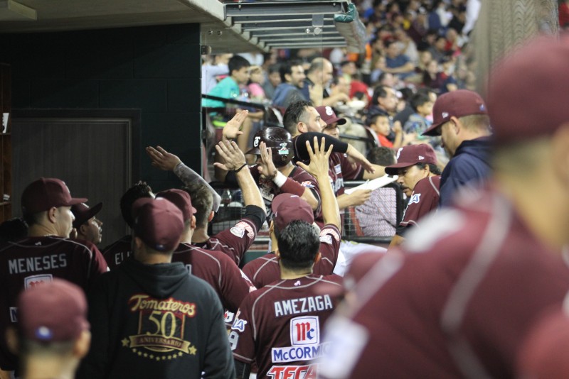 Tomateros asegura serie al vencer 6-4 a Yaquis