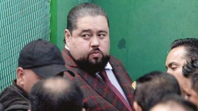 Aseguran auto de lujo a 'Lord Rolls Royce'