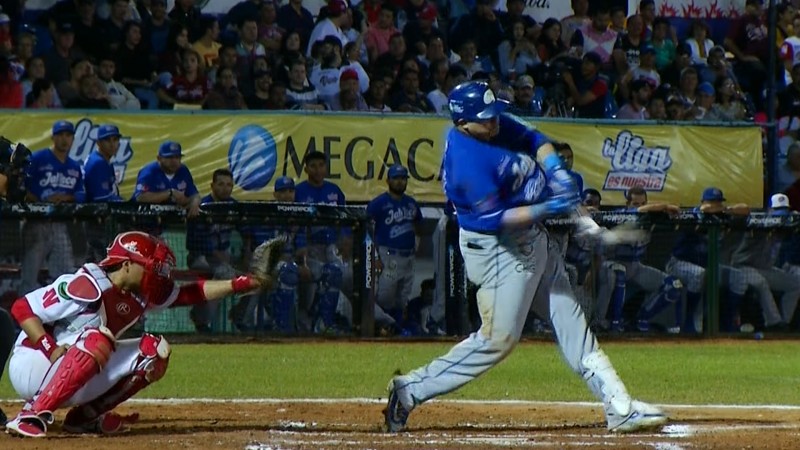 Charros evitan la barrida