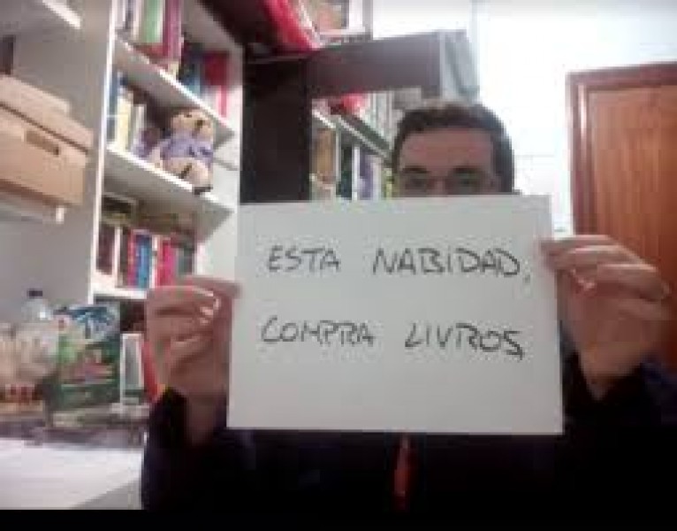 "Esta nabidad compra livros o acavarán escriviendo asi"