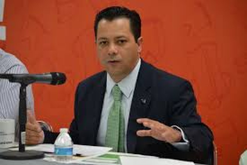 Busca SEC acabar con deserción escolar