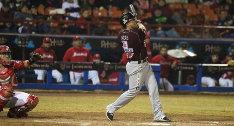 Tomateros derrota 8-7 a Naranjeros y aventaja en la serie