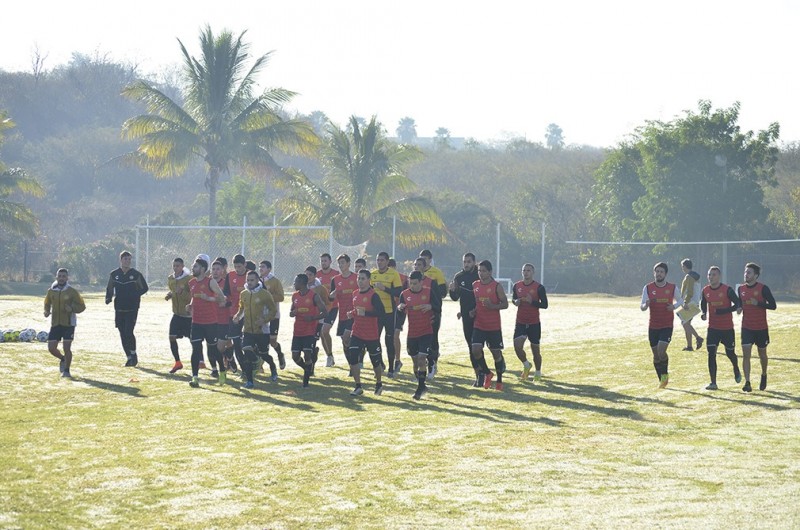 Necesitamos vencer a Lobos: Moises Velasco