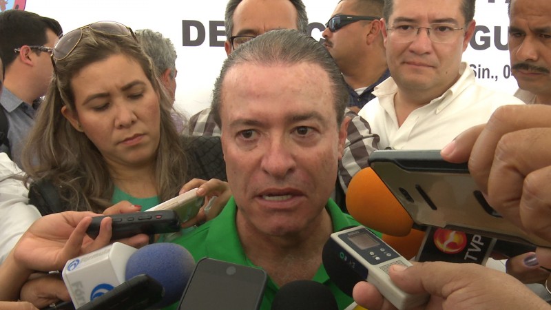 Reitera el gobernador transparencia en su gobireno