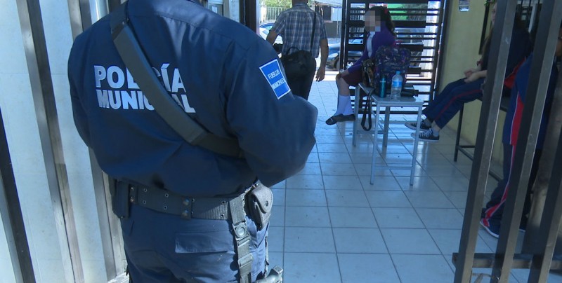 Broma en redes sociales de supuesta masacre provoca suspensión de clases