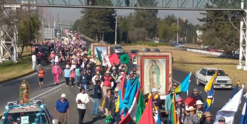 Peregrinos de Toluca llegan a la Basílica de Guadalupe