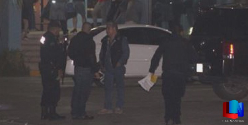 Acribillan a tres personas en Obregón