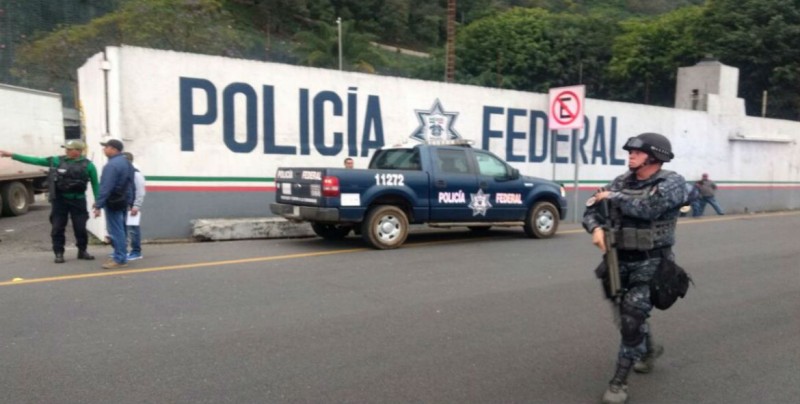 Atacan comandancia de la PF en Río Blanco; hay 11 detenidos