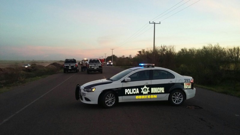 Deja tres muertos aparatoso accidente en el Valle del Yaqui