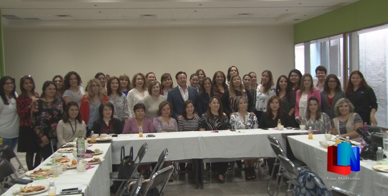 Destacan labor de la mujer en la comunidad