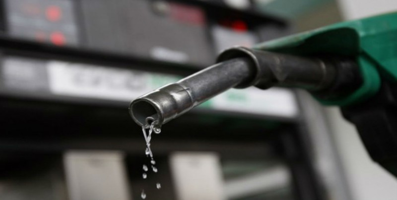Gasolinas Magna, Premium y diésel suben un centavo
