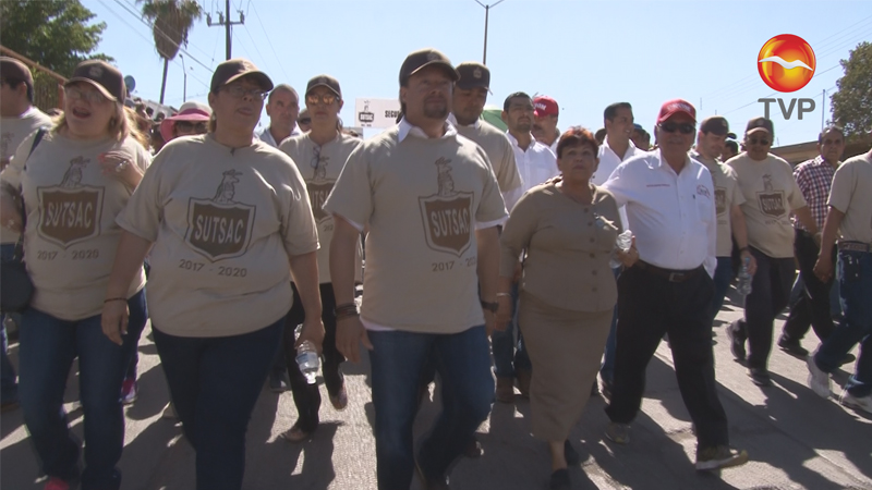 Encabeza Alcalde desfile por primero de Mayo