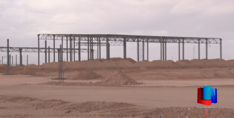 Adelante construcción de Plaza Sendero