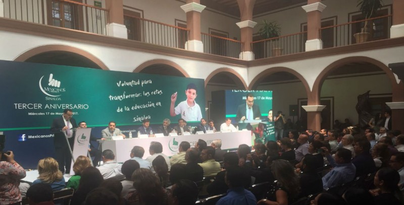 Celebran Mexicanos Primero su tercer aniversario