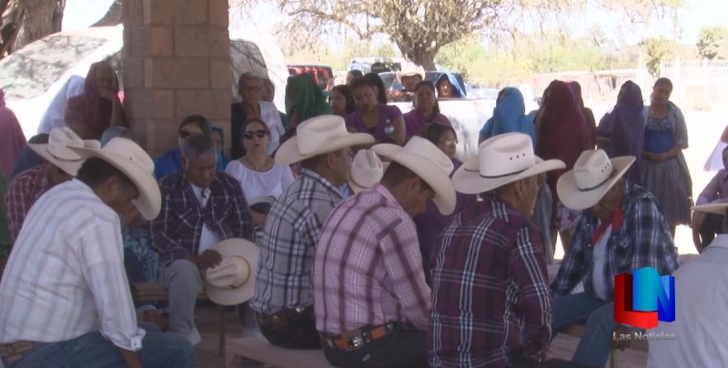 Extraen yaquis de la Loma de Bácum infraestructura del gasoducto