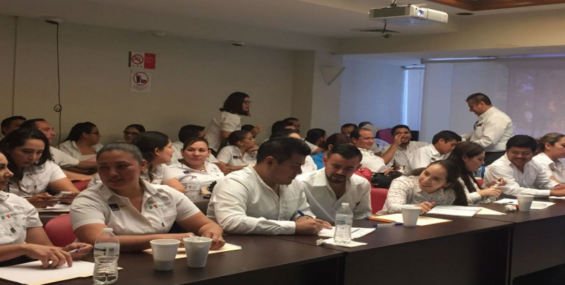 Capacita Seguro Popular a gestores de Sinaloa