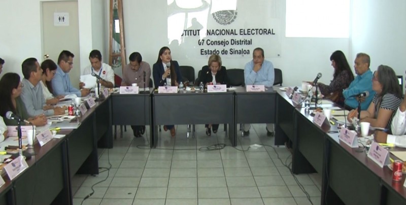 Ciudadanos participan en mesas de Diálogo para una Cultura Cívica